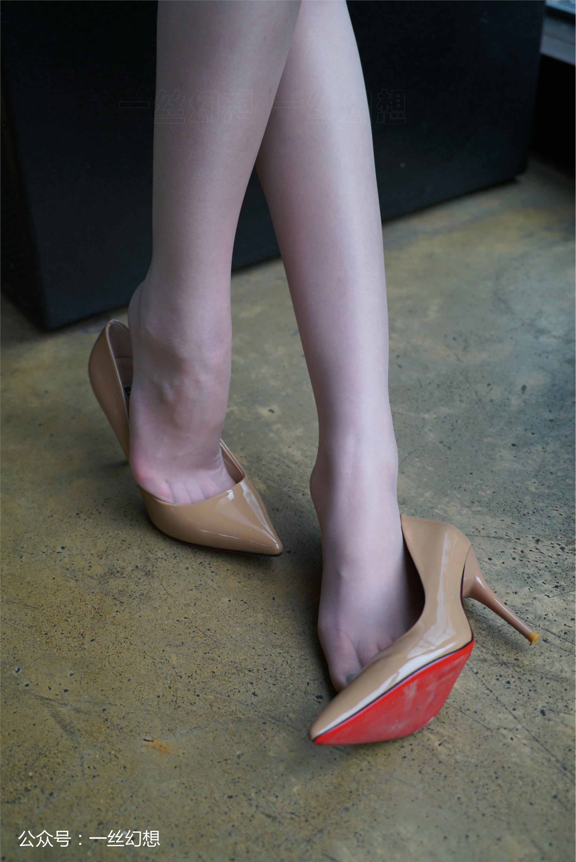 高丝女子图鉴 袜小喵×一丝幻想 NZ038 茜茜